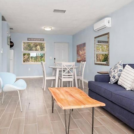Beautiful Waterfront 1 Bedroom #4 Пунта Горда Екстериор снимка