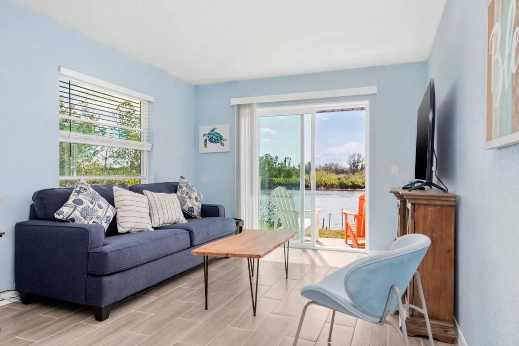 Beautiful Waterfront 1 Bedroom #4 Пунта Горда Екстериор снимка