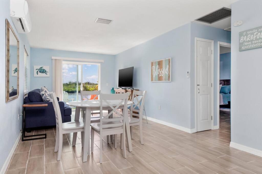 Beautiful Waterfront 1 Bedroom #4 Пунта Горда Екстериор снимка